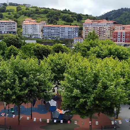 Kosmeetxea Y Artza En El Parque Lamera Ebi727 Apartamento *