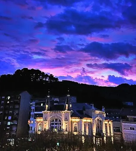 アパート Kosmeetxea, La Casa Del Parque Ebi727